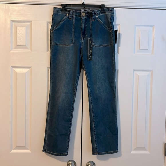 DG2 by Diane Gilman Virtual Stretch Straight-Leg Utility Jean Size 12 NWT - Picture 3 of 11